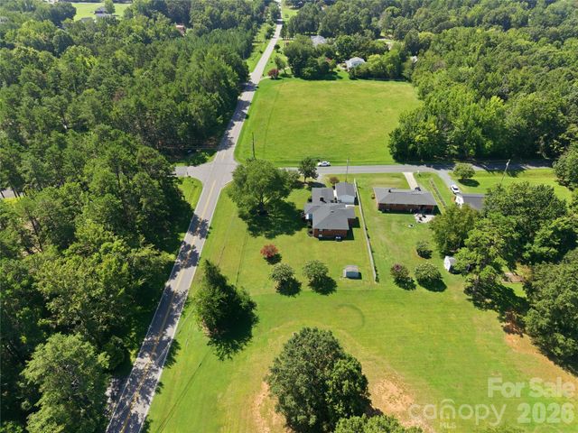 2424 Griffith Road, Monroe, NC 28112