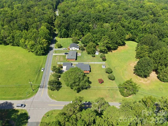 2424 Griffith Road, Monroe, NC 28112