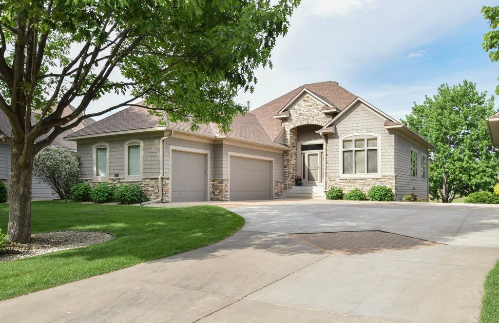 2355 Lehman Lane NE, Blaine, MN 55449 — exterior
