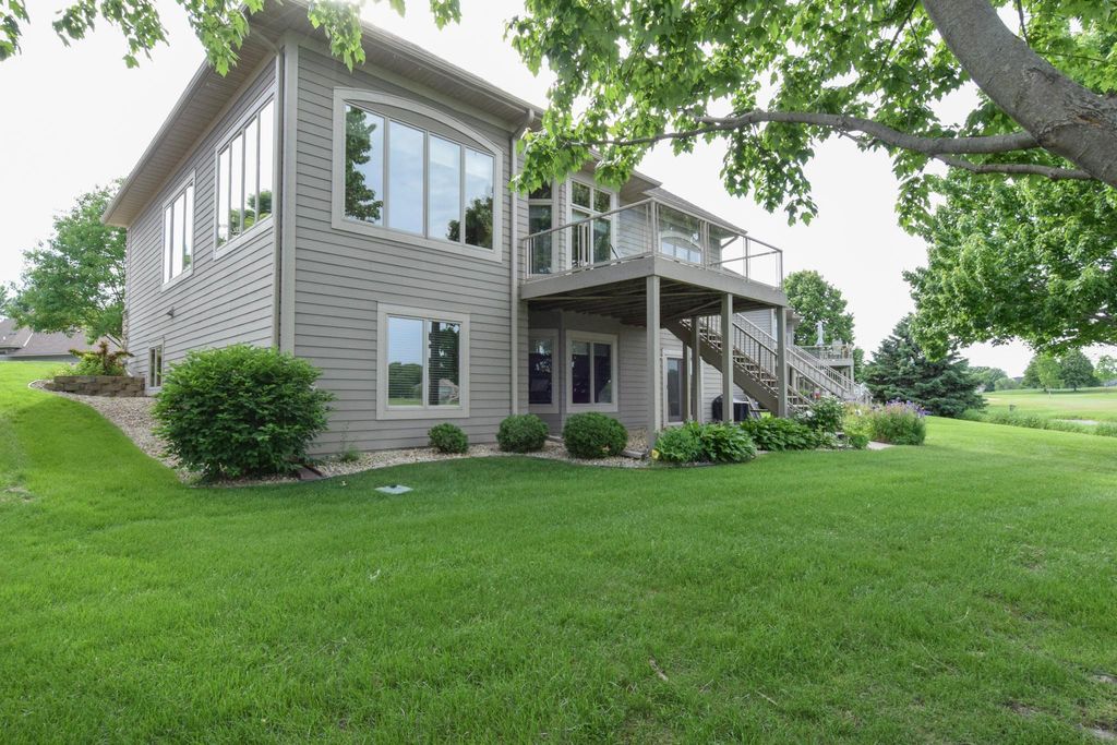 2355 Lehman Lane NE, Blaine, MN 55449 — photo 2