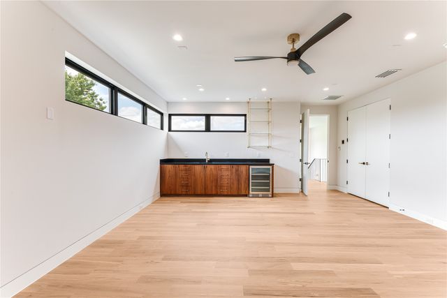 10142 Coppedge, Dallas, TX 75229