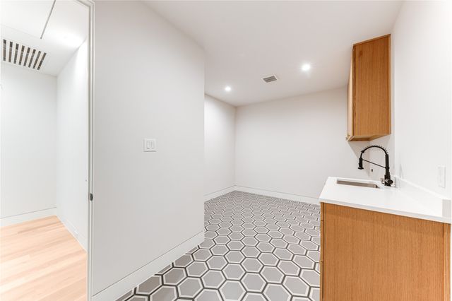 10142 Coppedge, Dallas, TX 75229