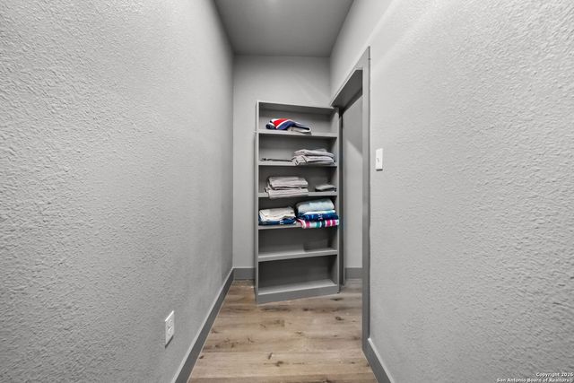 731 County Road 356, Adkins, TX 78101