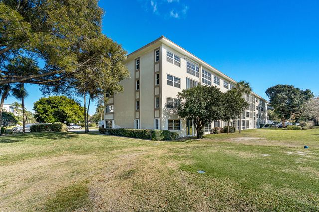 4602 Martinique Way E1, Coconut Creek, FL 33066