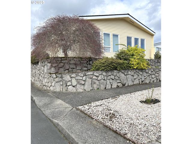 17401 Se 39TH St 141, Vancouver, WA 98683