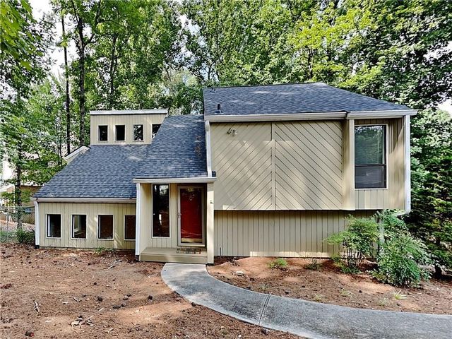 2205 Oakrill Court, Marietta, GA 30062