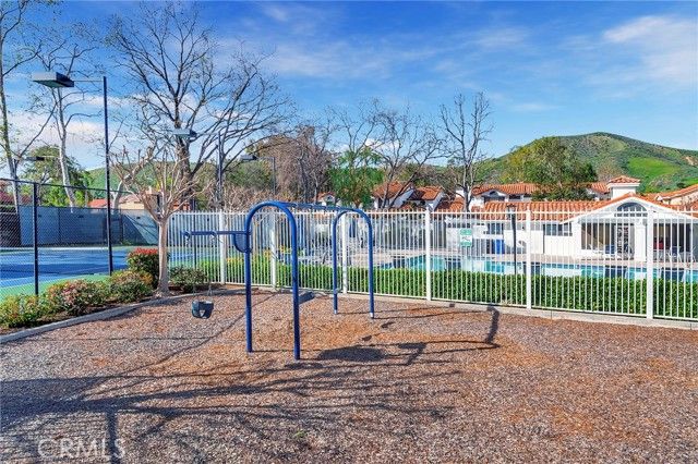 4827 Matteo, Oak Park, CA 91377