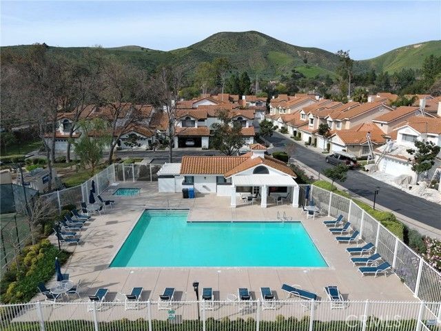 4827 Matteo, Oak Park, CA 91377