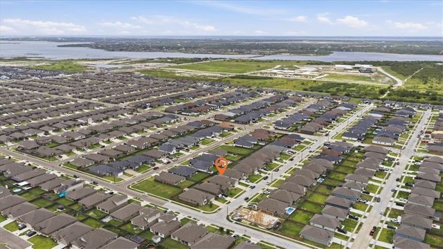 7710 Hulk Dr, Corpus Christi, TX 78414