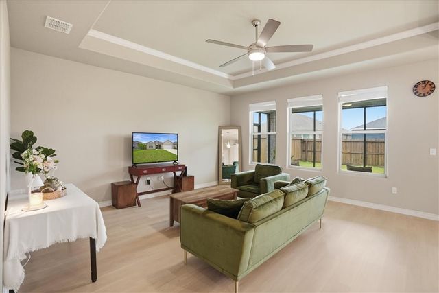 7710 Hulk Dr, Corpus Christi, TX 78414