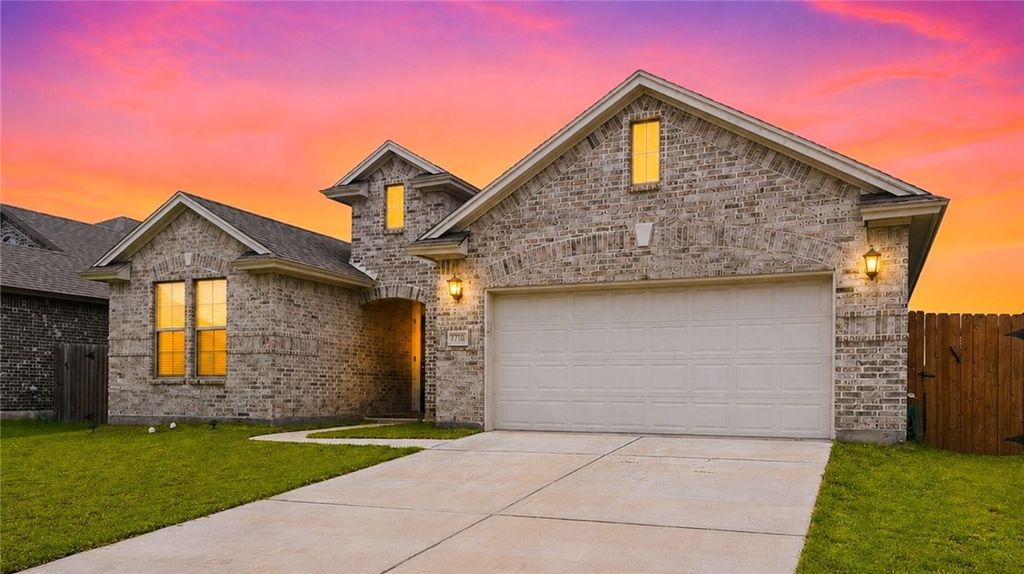 7710 Hulk Dr, Corpus Christi, TX 78414 — photo 2