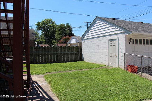 2402 Bradley Ave, 1, Louisville, KY 40217