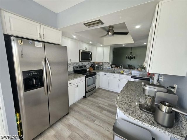 7360 Glenmoor LN 4207, Naples, FL 34104