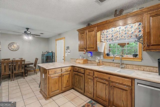 1366 Bethlehem Road, Rockmart, GA 30153