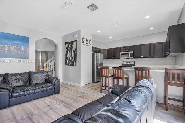 9381 W 33rd Lane, Hialeah, FL 33018