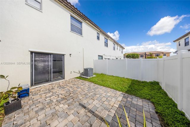 9381 W 33rd Lane, Hialeah, FL 33018