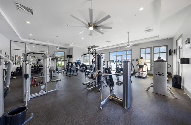 9381 W 33rd Lane, Hialeah, FL 33018