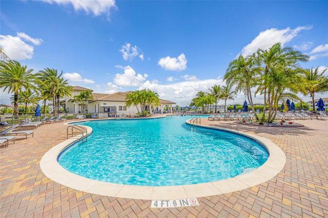 9381 W 33rd Lane, Hialeah, FL 33018