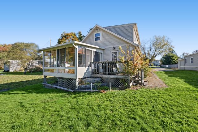 1031 Old Stafford Road, Tiverton, RI 02878