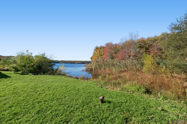 1031 Old Stafford Road, Tiverton, RI 02878