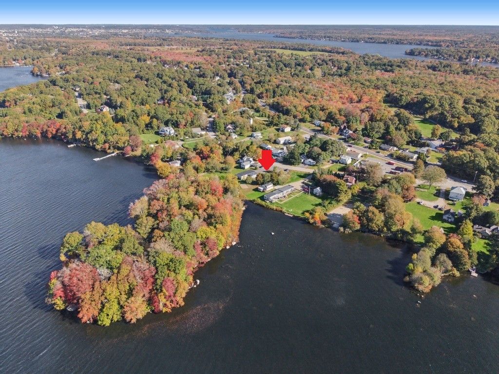 1031 Old Stafford Road, Tiverton, RI 02878