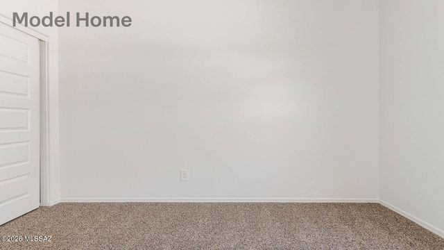 1084 S Chatfield Avenue, Vail, AZ 85641