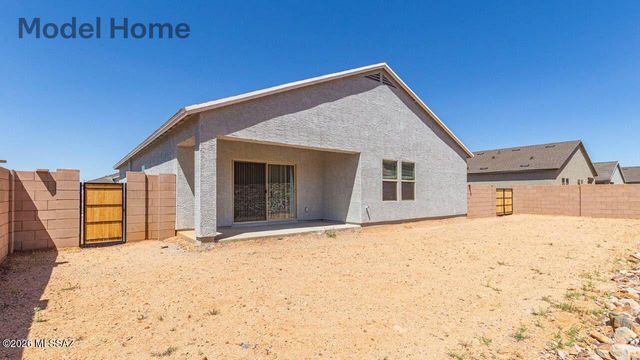 1084 S Chatfield Avenue, Vail, AZ 85641