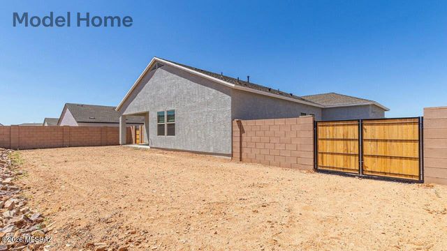 1084 S Chatfield Avenue, Vail, AZ 85641