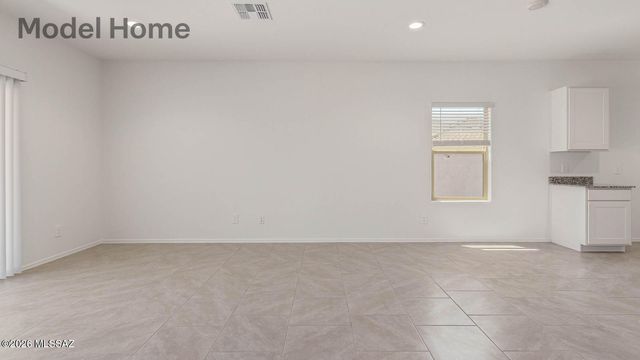 1084 S Chatfield Avenue, Vail, AZ 85641