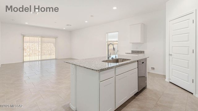 1084 S Chatfield Avenue, Vail, AZ 85641