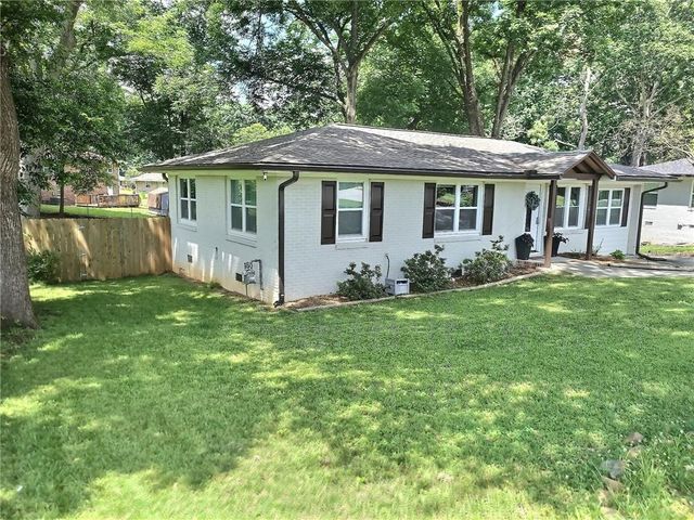 3296 Old Concord Road SE, Smyrna, GA 30082