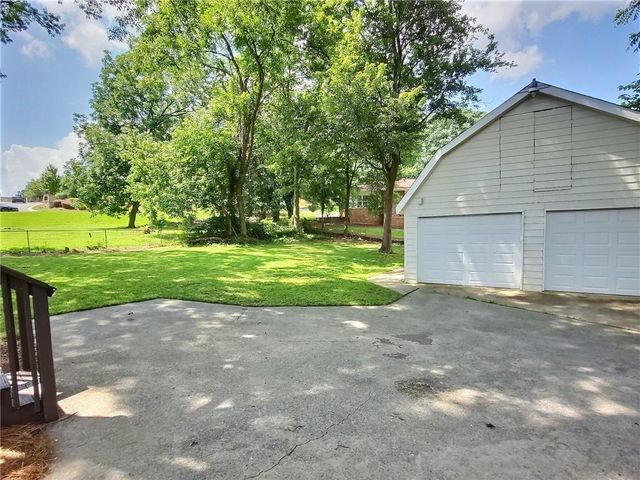 3296 Old Concord Road SE, Smyrna, GA 30082