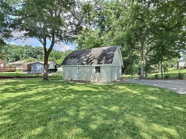 3296 Old Concord Road SE, Smyrna, GA 30082