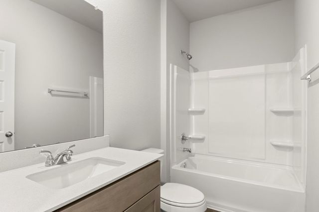 214 Cider Creek DR, Elgin, TX 78621