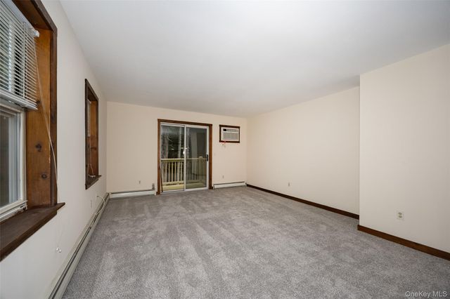 58 Mill 7A, Hyde Park, NY 12538