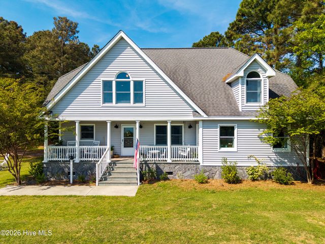 126 Narrow Shore Road, Aydlett, NC 27916