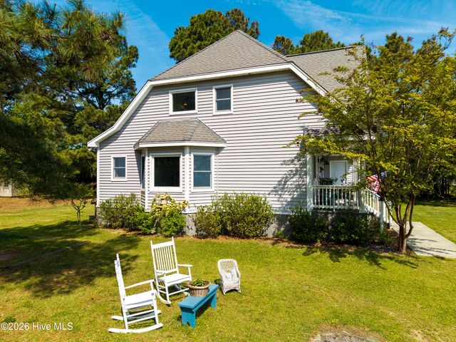 126 Narrow Shore Road, Aydlett, NC 27916