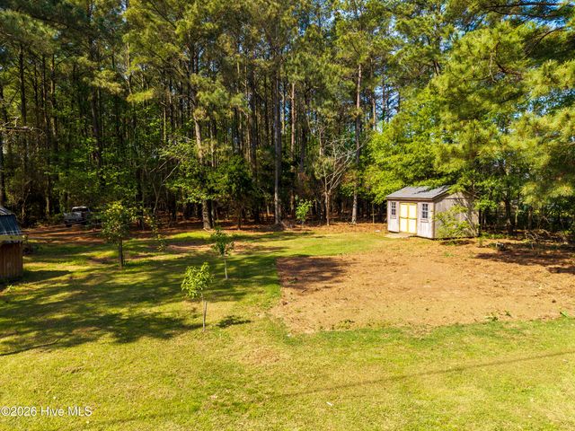 126 Narrow Shore Road, Aydlett, NC 27916