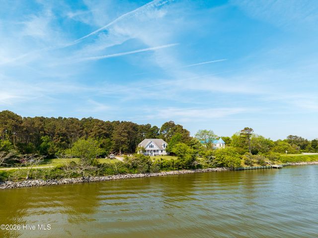126 Narrow Shore Road, Aydlett, NC 27916