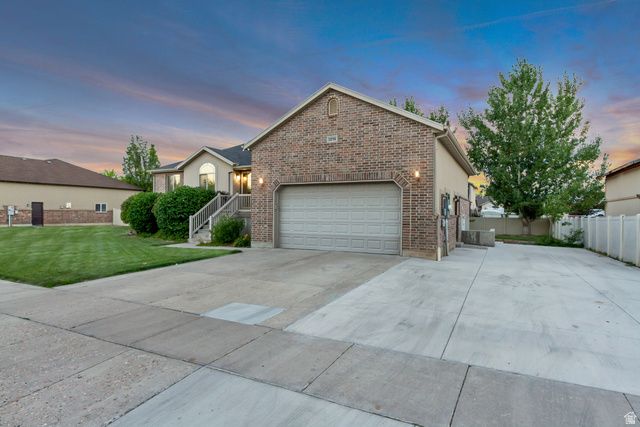 1276 S 4000 W, Syracuse, UT 84075