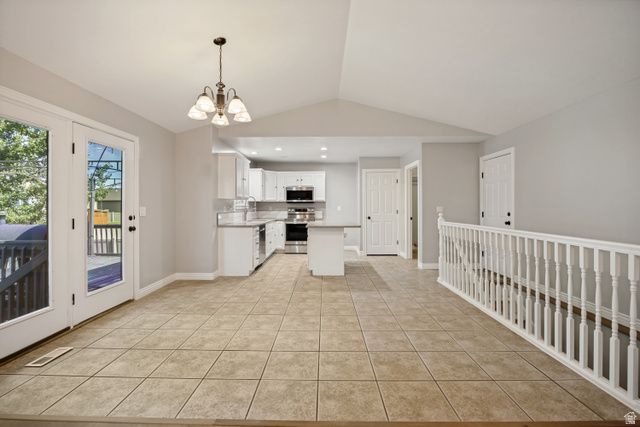 1276 S 4000 W, Syracuse, UT 84075