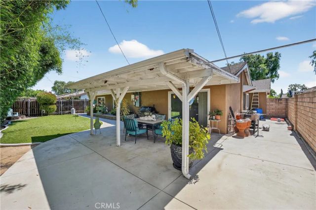 2239 Farringdon, Pomona, CA 91768