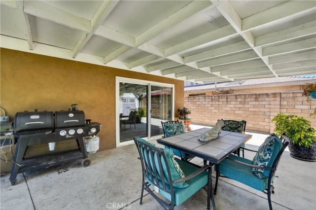 2239 Farringdon, Pomona, CA 91768