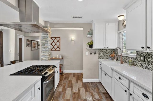 2239 Farringdon, Pomona, CA 91768