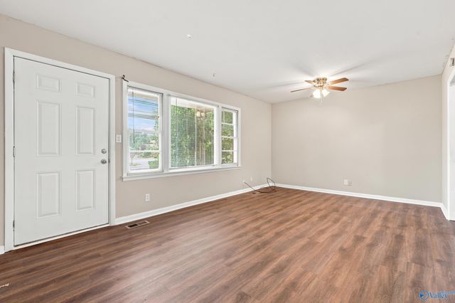 4502 Raton Blvd NW, Huntsville, AL 35810