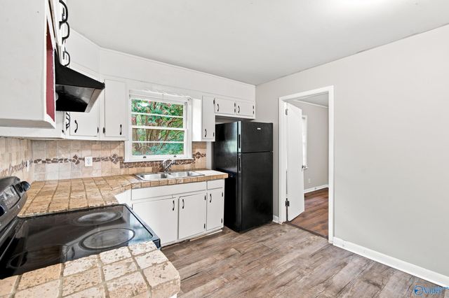 4502 Raton Blvd NW, Huntsville, AL 35810