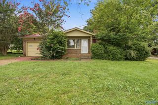 4502 Raton Blvd NW, Huntsville, AL 35810