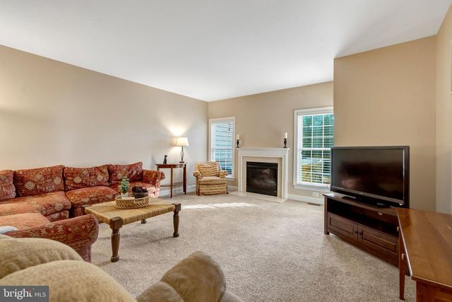 25675 TREMAINE TER, Chantilly, VA 20152