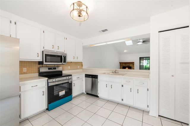 3723 NW 55TH PLACE, Gainesville, FL 32653