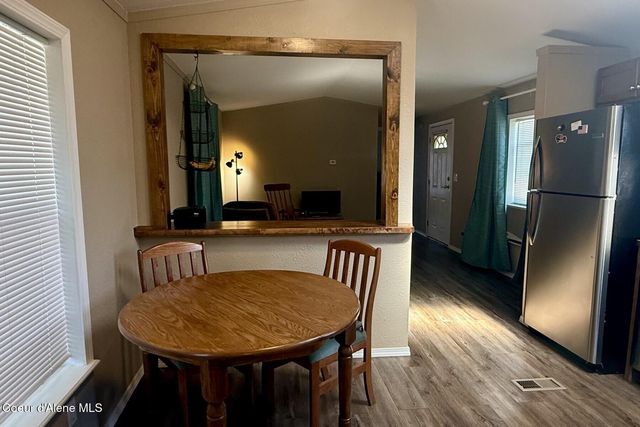 2064 W Windermere Ave, Coeur D'alene, ID 83815